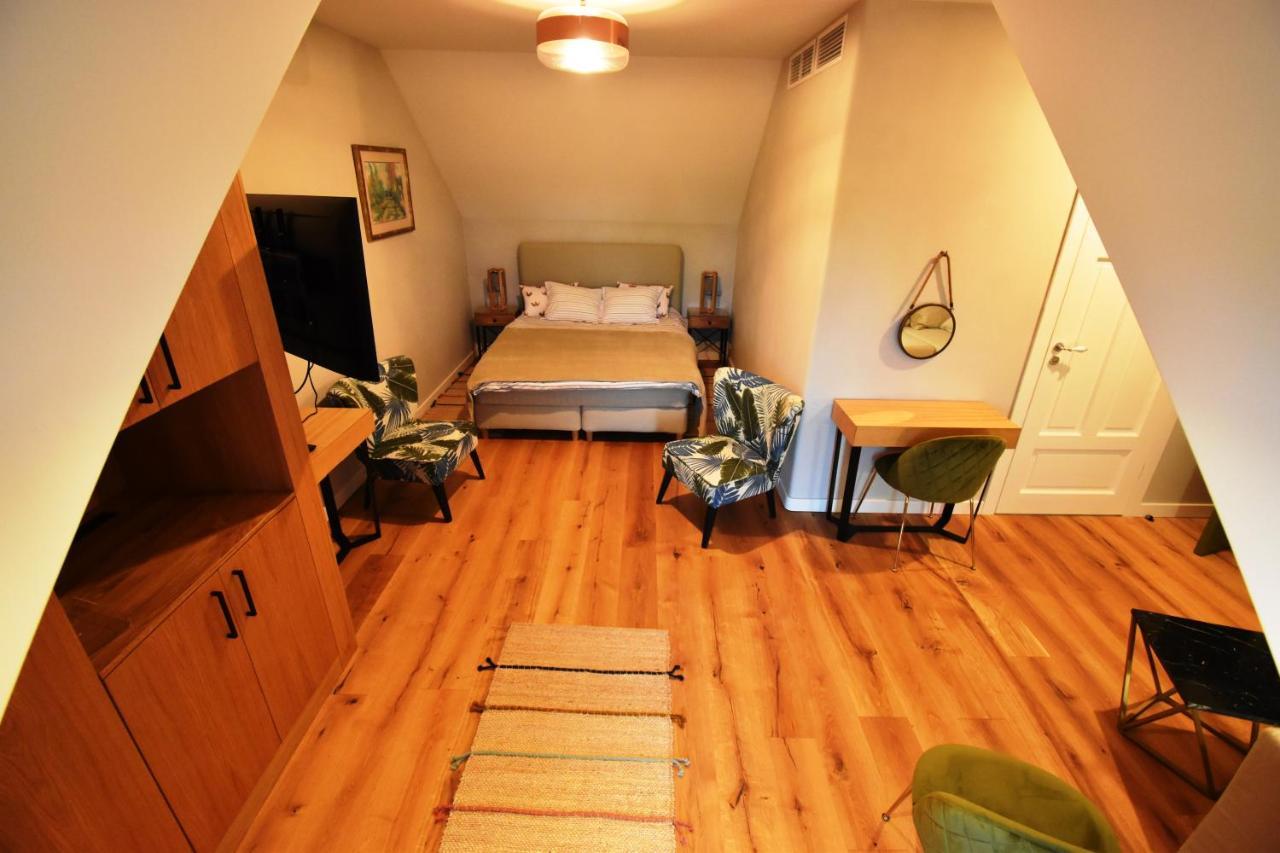 Stoczek 1929 Bed & Breakfast Bialowieza Exterior photo